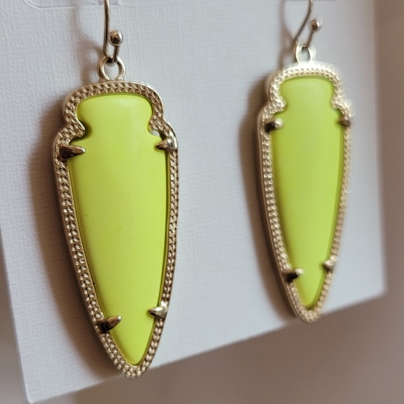 Rare Neon Yellow Kendra Scott Sky Earrings in gold - Picture 8 of 16